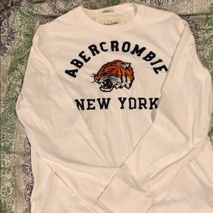 abercrombie & fitch long sleeve t-shirt